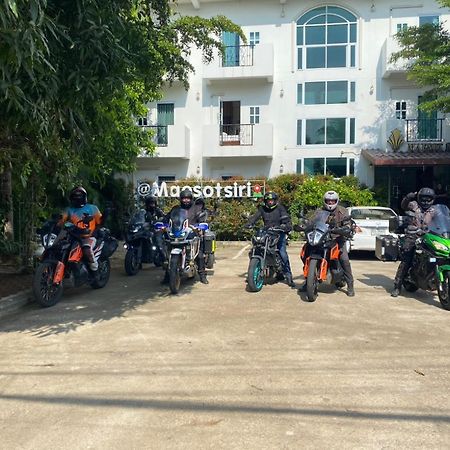 Maesot Siri Hotel Mae Sot Exterior foto